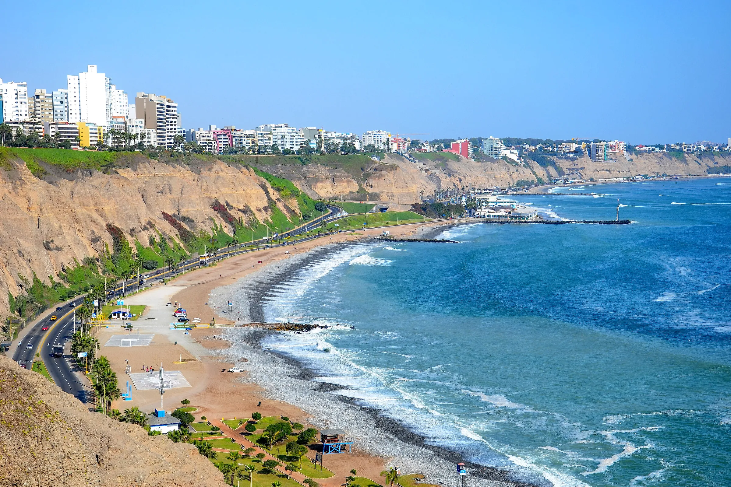 The cliffs of Miraflores dropping to the Costa Verde road, the beaches and the Pacific in Lima
